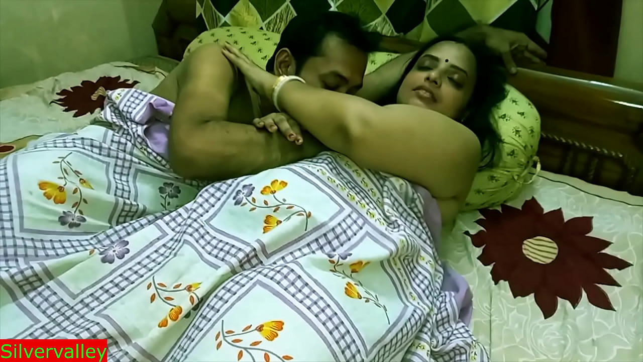 Indian Hot Xxx Videos Innocent Bhabhi 2nd Time Sex With Husband Friend HD XXX Video image