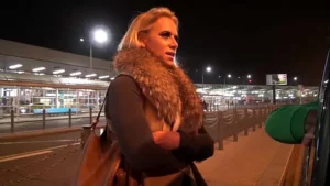 बिग टिटि मिल्फ़ एयरपोर्ट पिक अप और मैया मेलोन सेक्स वीडियो में कठिन बकवास