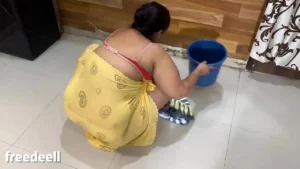 College Boy baise Indian Maid XXX Hindi sexvideo