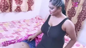 देसी बड़े स्तन एक कट्टर भारतीय xxx वीडियो मिलता है