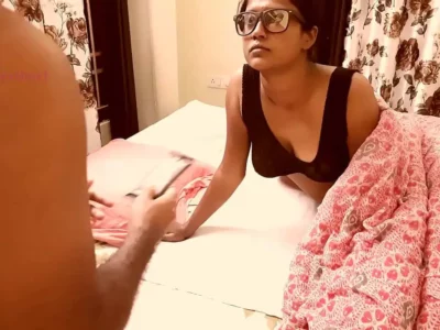 Indian Step Sister Fucked by Step Brother – Indian Bengali Girl Strip Dance