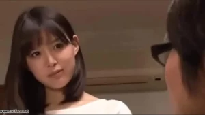 Sexy hermana japonesa con ganas de coger xvideo