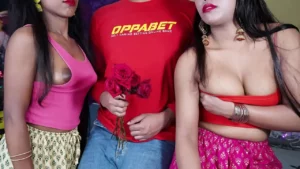 XXX विशेष वैलेंटाइन्स दिवस डबल बहन की बकवास हिंदी में एचडी अश्लील वीडियो